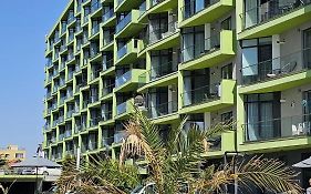 Beach Front Boutique Apartment Prima Linie La Mare Piscina & Parking